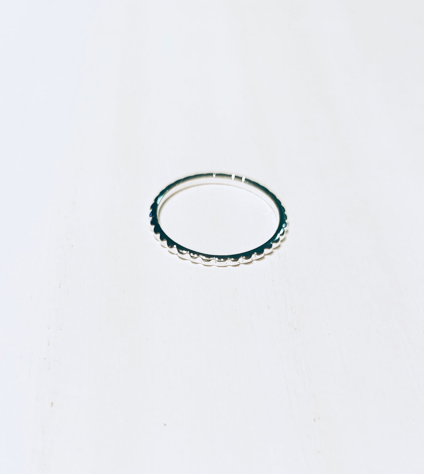 Rigid Essence Ring